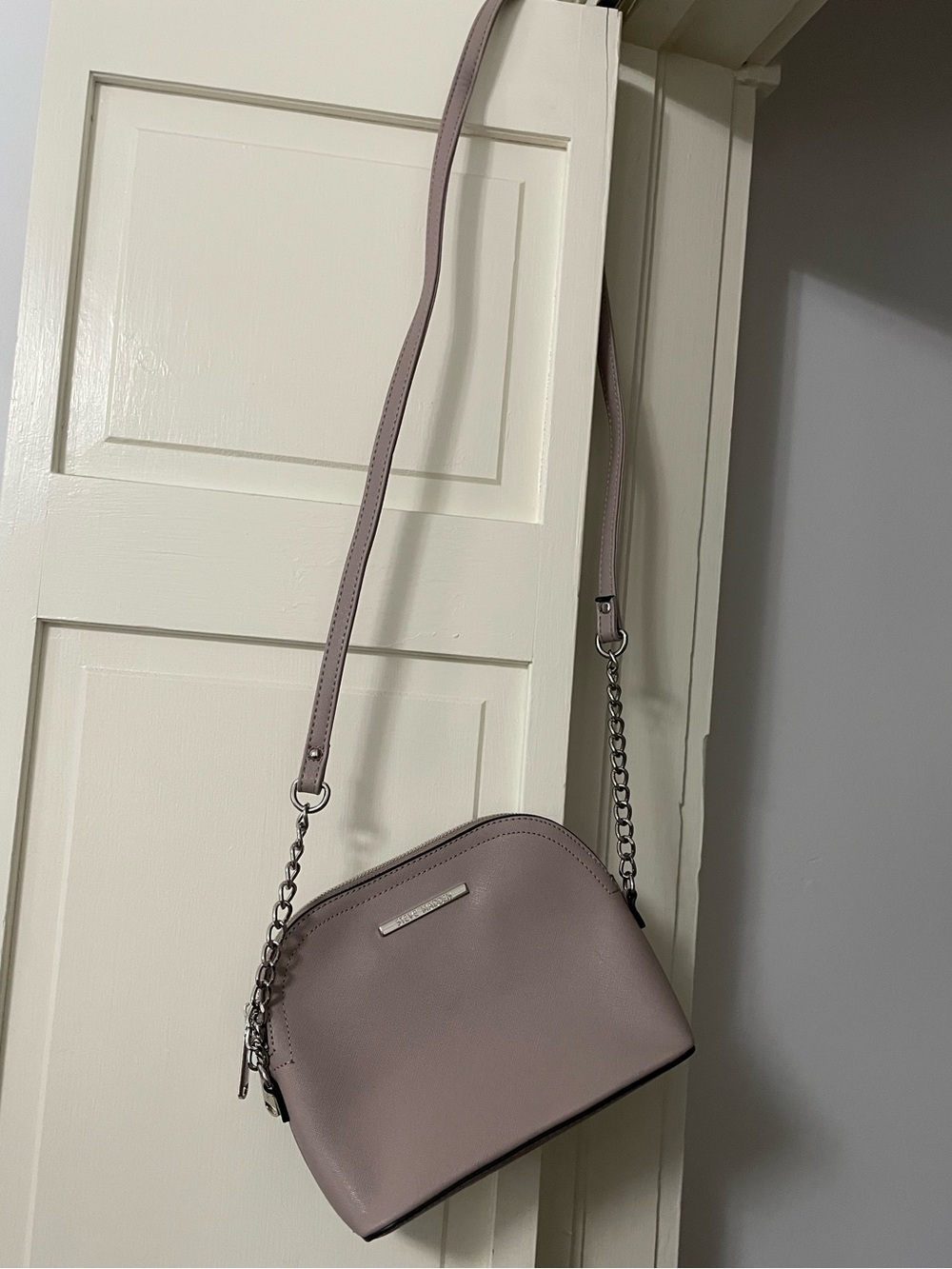 Steve Madden Crossbody Bag in Taupe
